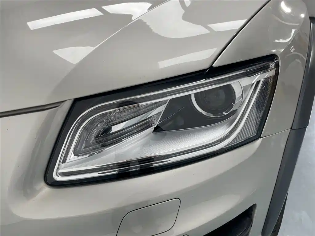 Audi Q5 2017 Plus 40 TFSI Technology фото 11