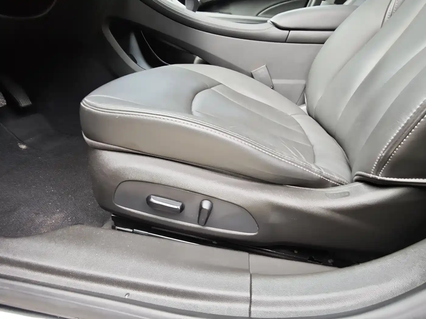 Buick LaCrosse 2021 652T Luxury Edition фото 5