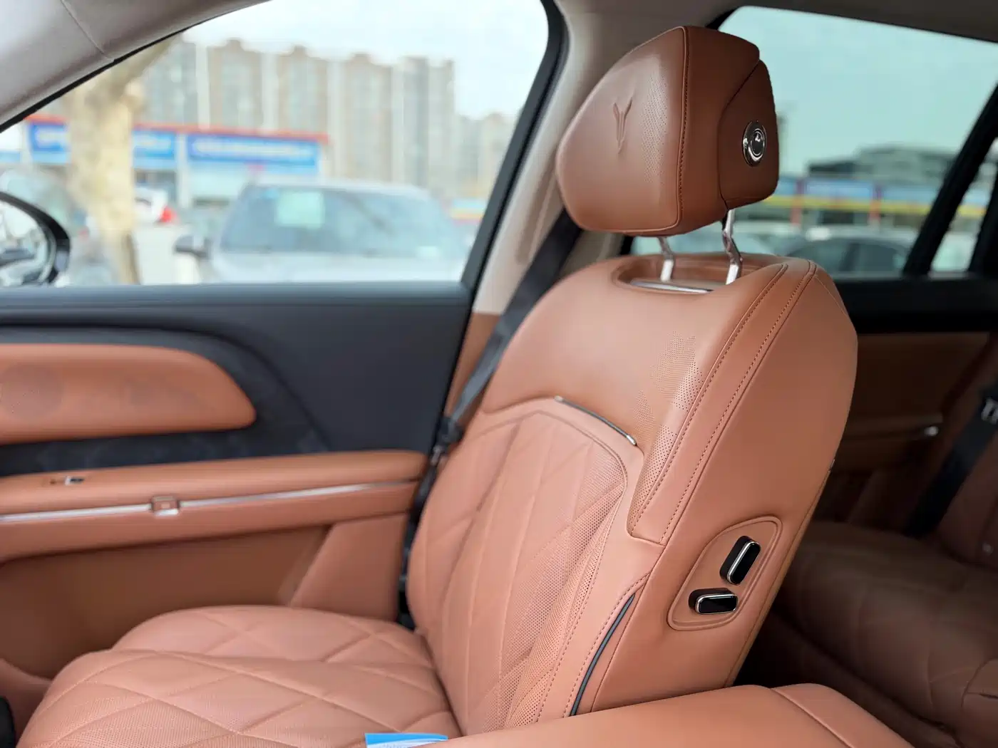 Voyah Auto VOYAH Taisan 2026 Model Base фото 11