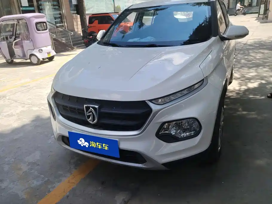 Baojun 510 2021 2021 1.5L Manual Dynamic Edition