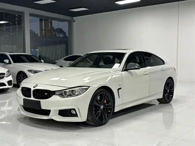 BMW 4 SERIES