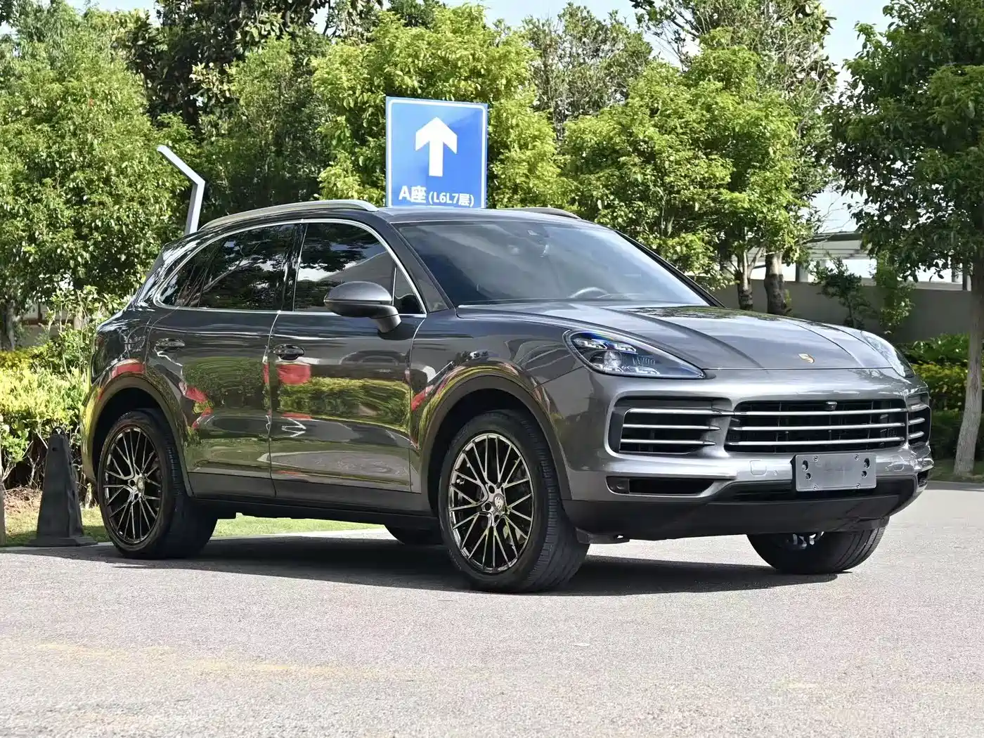 Porsche Cayenne 2022 Cayenne 3.0T Platinum Edition фото 3