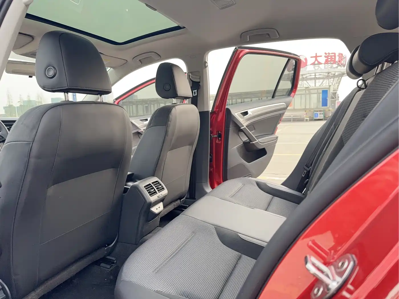 Volkswagen Golf 2019 1.6L Auto Comfort (China V) фото 11