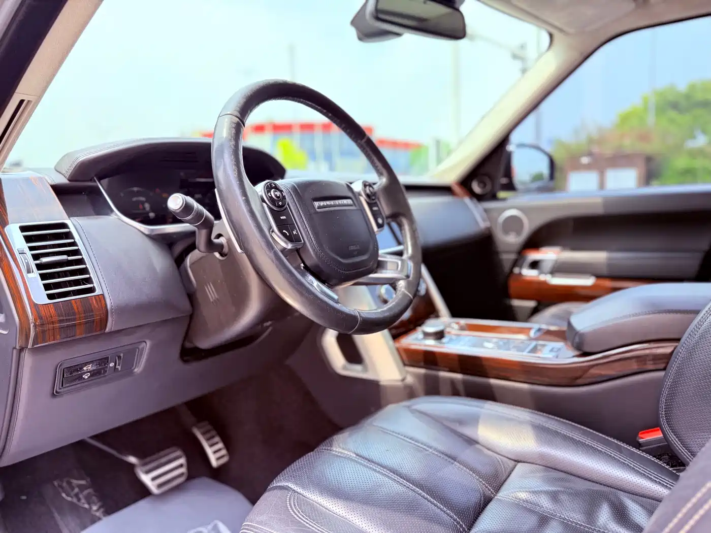 Land Rover Range Rover 2015 5.0 SC V8 AB Prestigious Genesis Extended Edition фото 7