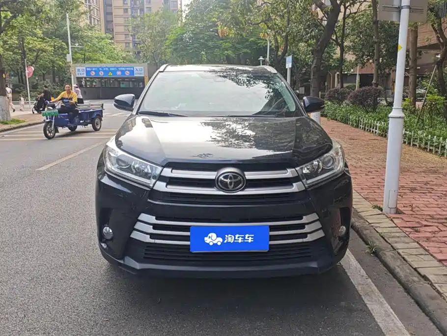 Toyota Highlander 2018 2.0T 4WD Elite 7-seater (China V) фото 2