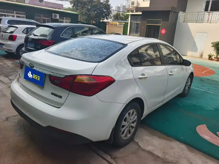 Фото 3 - Kia K3