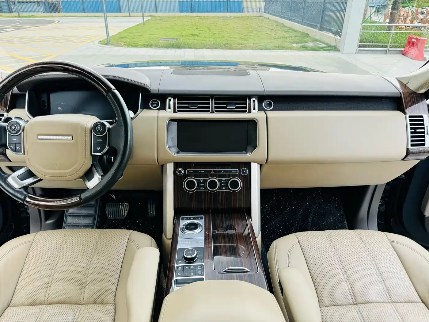 Land Rover Range Rover 2017 3.0 SC V6 Vogue фото 6