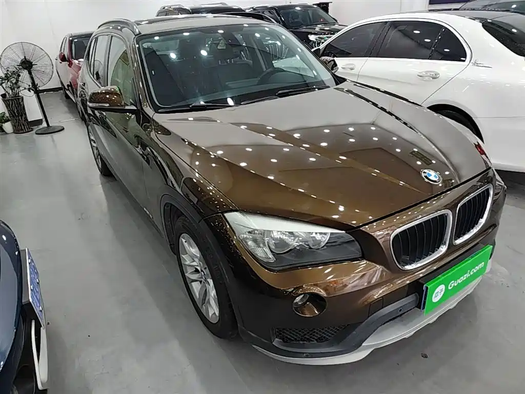 BMW X1 2015 Model sDrive18i Fashion Advanced Edition фото 4