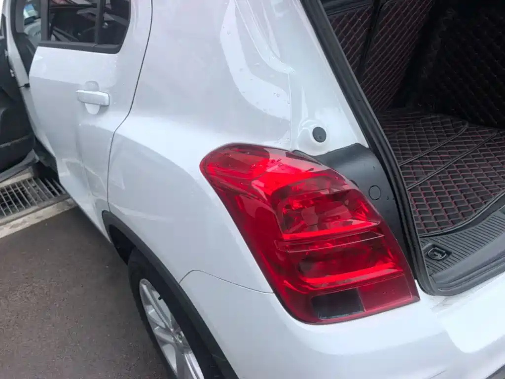 Фото 5 - Chevrolet Trax