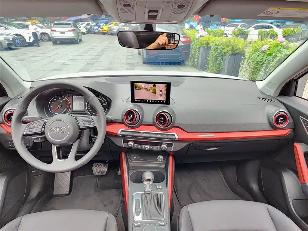 Audi Q2L 2020 35 TFSI Fashion Dynamic Model фото 10