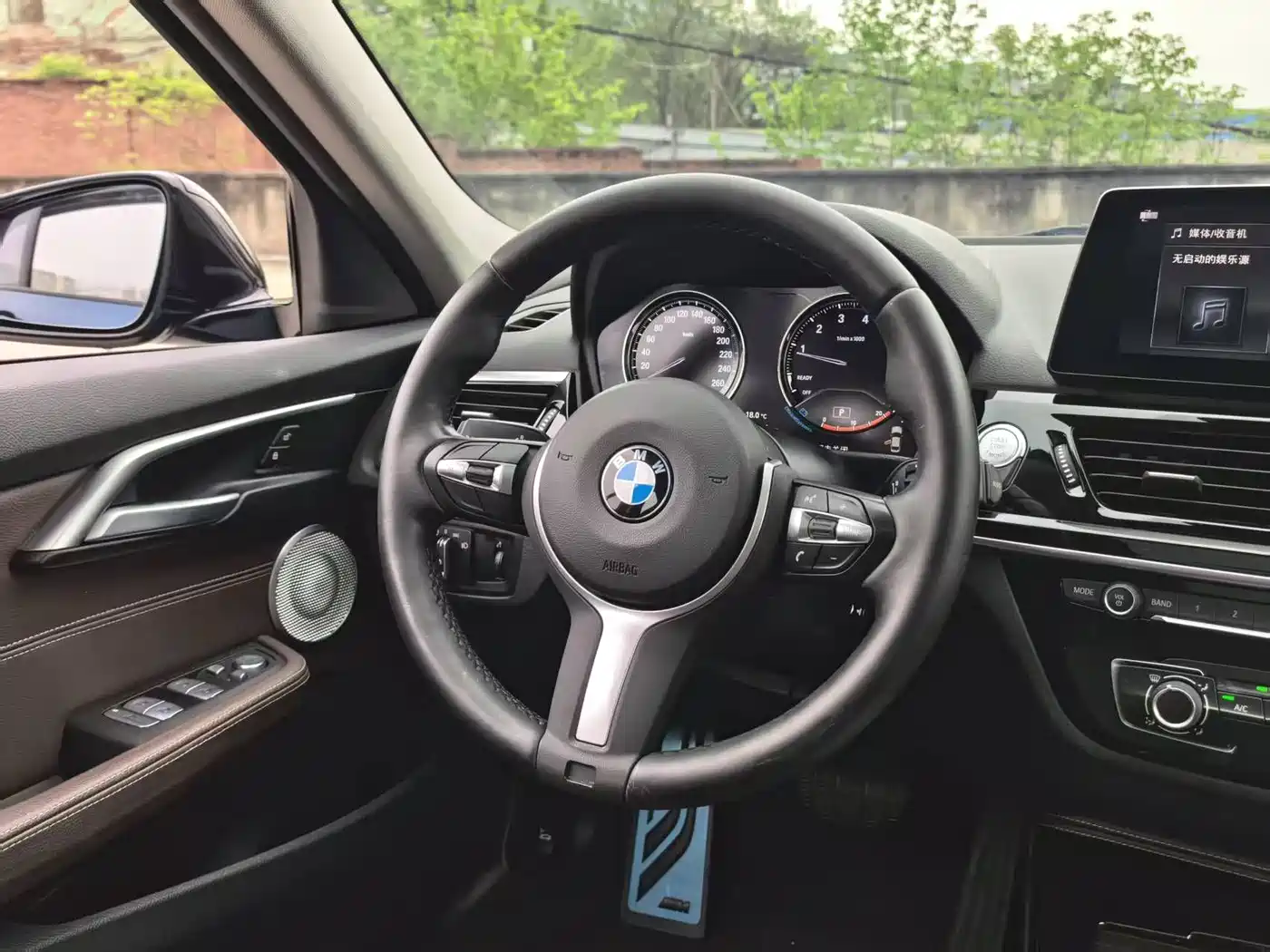 BMW 1 Series 2021 Facelift 125i M Sport Shadow Edition фото 16