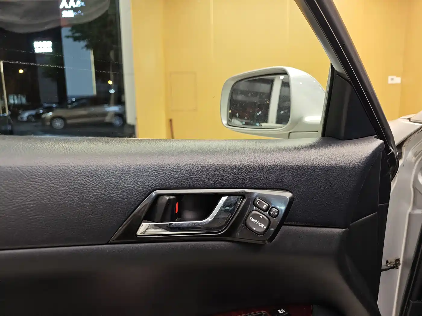 Toyota Reiz фото 8