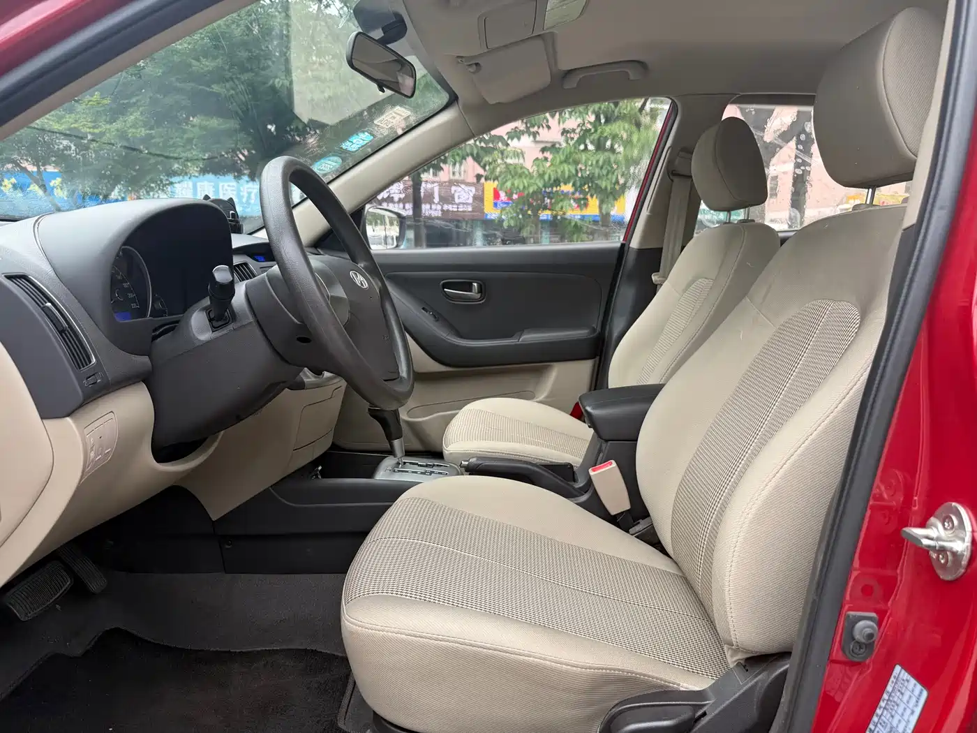 Hyundai Elantra 2011 1.6L Automatic Comfort фото 9