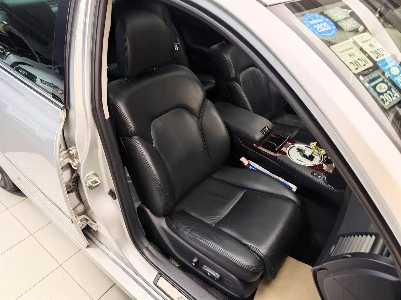Toyota Reiz фото 33