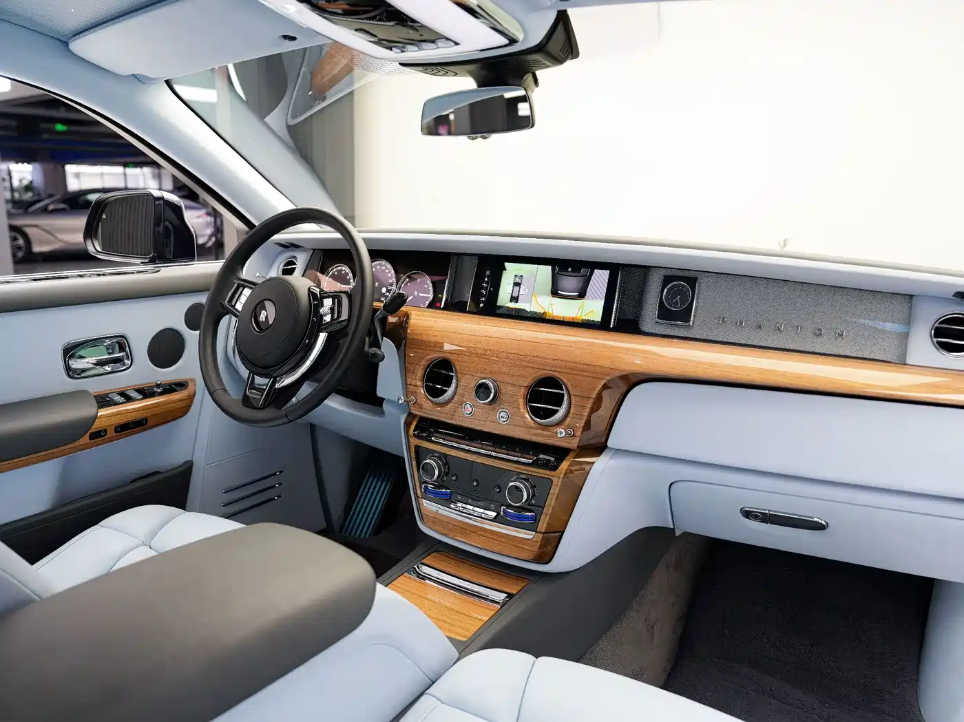 Rolls-Royce Phantom 2020 2018 6.7T Long Wheelbase Version