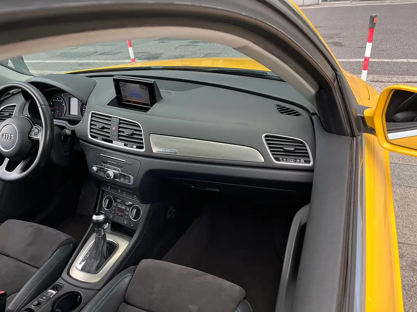 Фото 18 - Audi Q3