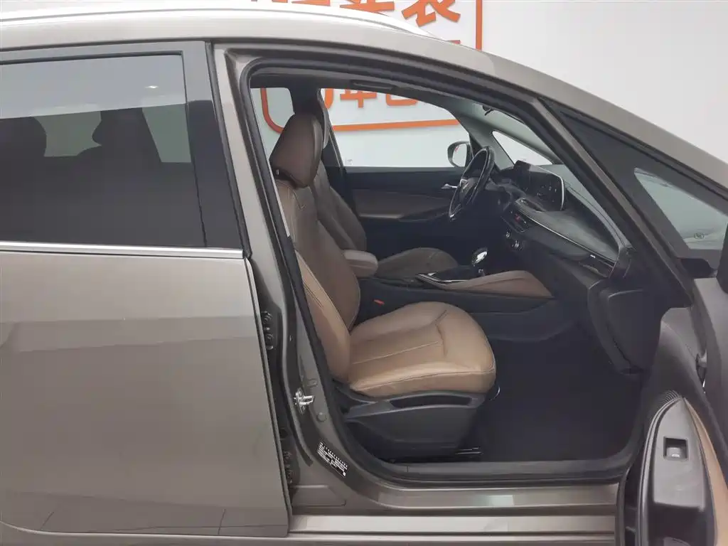 Buick GL6 2021 323T Mild Hybrid Connected Premium Trim фото 23
