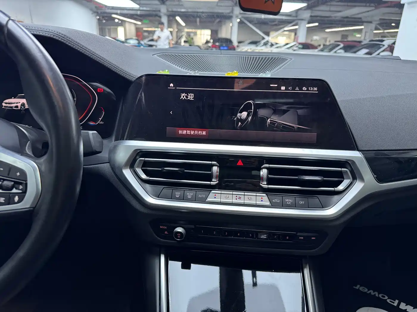 BMW 3 Series 2021 320Li M Sport Package фото 12