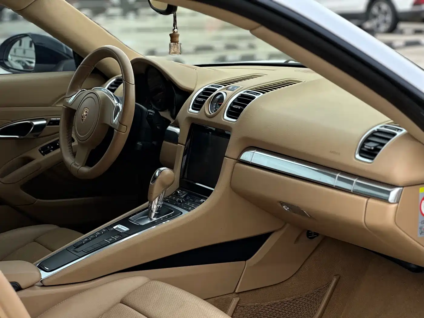 Porsche Cayman 2013 Cayman 2.7L фото 10