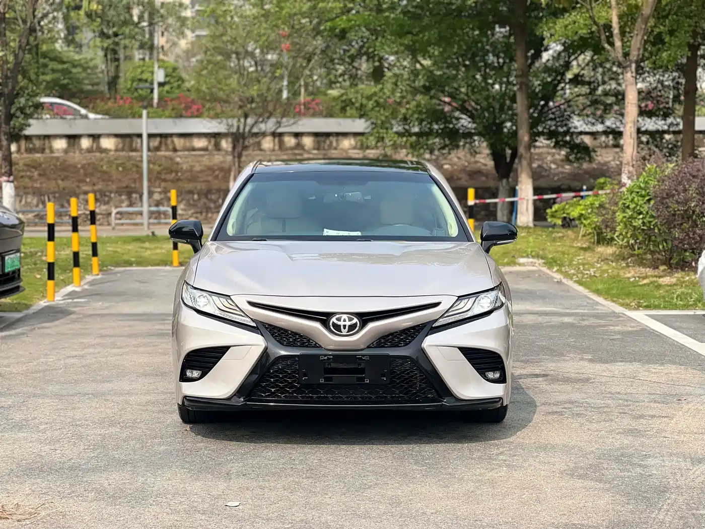 Toyota Camry 2019 2.0E Elite Edition China VI фото 2
