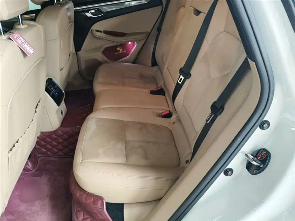 Porsche Macan 2018 Macan 2.0T фото 24