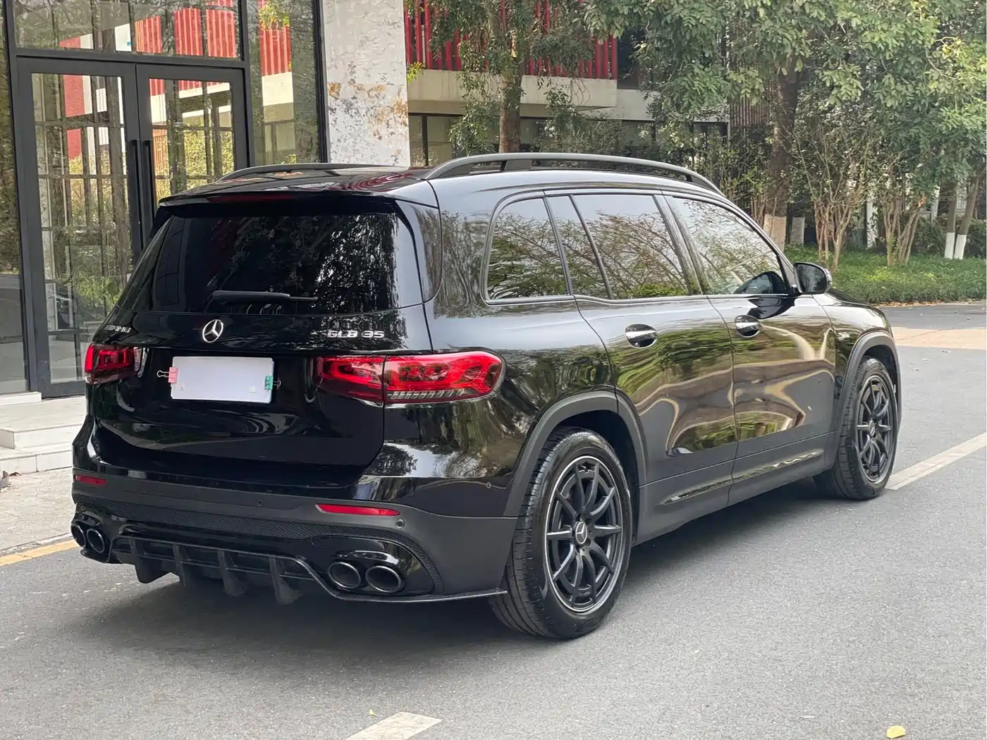 Mercedes-Benz GLB AMG 2022 AMG GLB 35 4MATIC фото 6