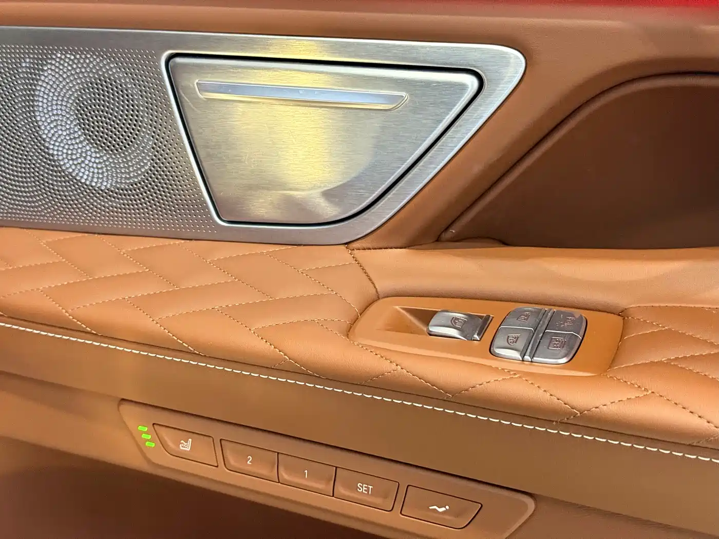 BMW 7 Series 2021 Model 740Li xDrive Executive M Sport Package фото 13