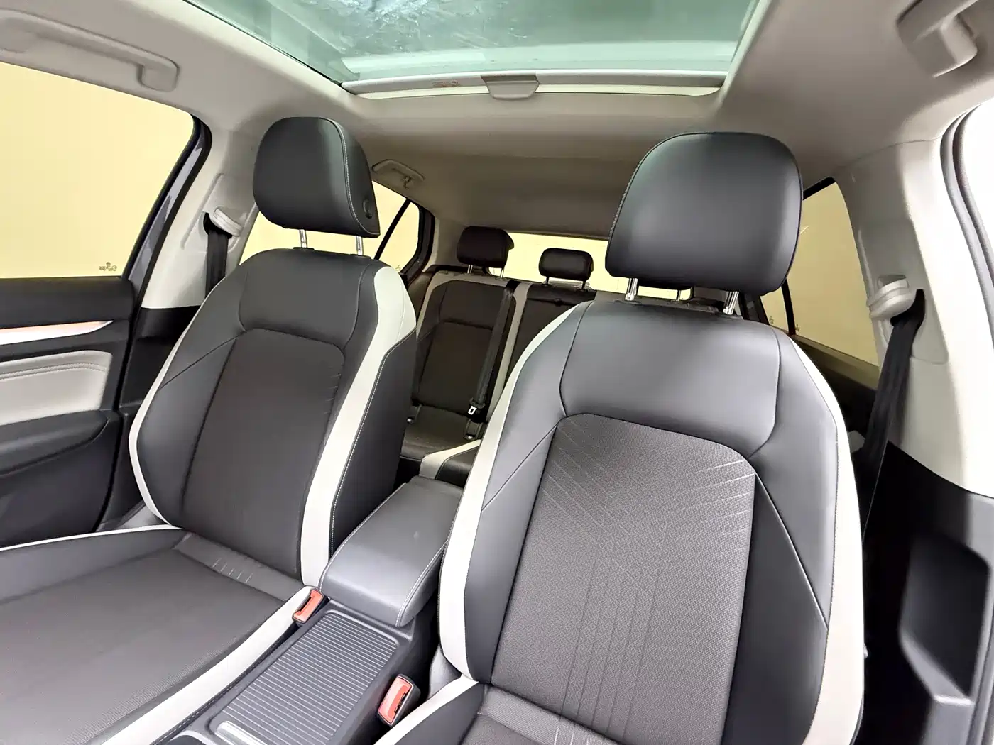 Volkswagen Golf 2023 280TSI DSG Pro фото 12
