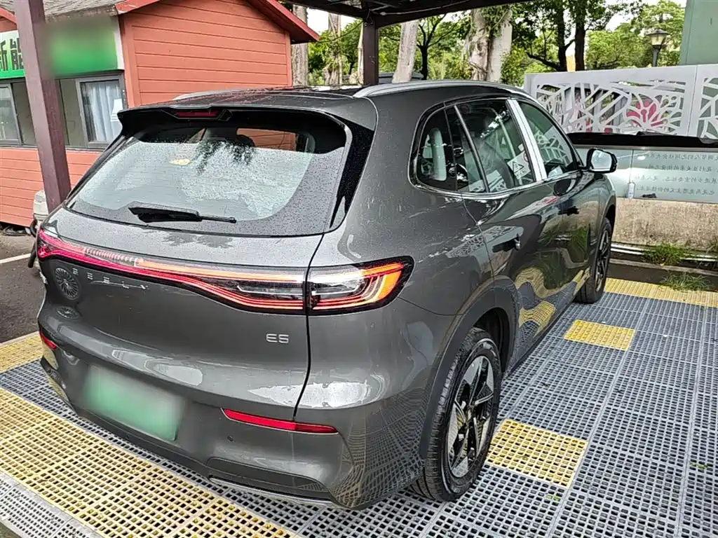 Geely Galaxy Galaxy E5 2026 610km Explorer+ Edition фото 7