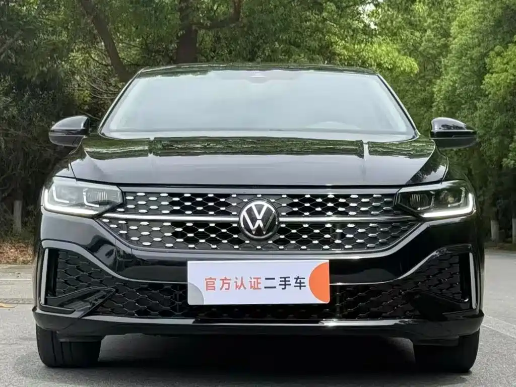 Volkswagen Lavida 2023 300TSI DSG Starlight Full Comfort Edition фото 2