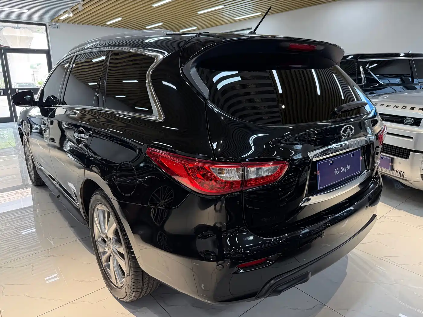Фото 3 - Infiniti QX60 (Import)
