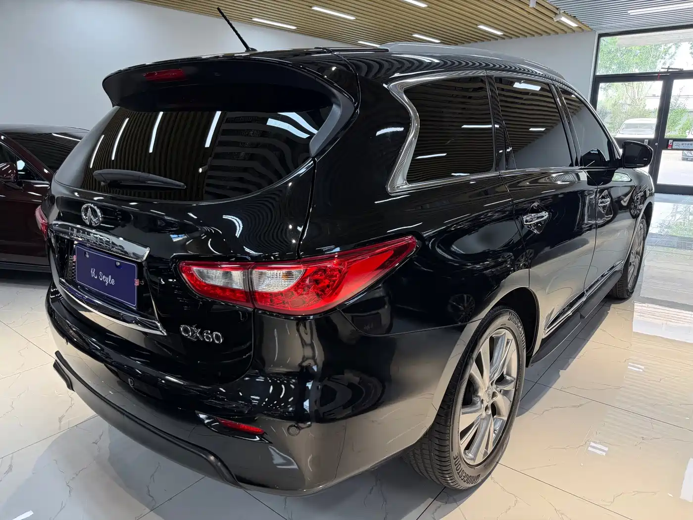 Фото 4 - Infiniti QX60 (Import)