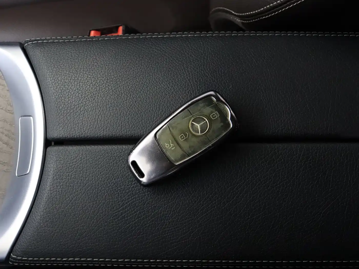 Mercedes-Benz GLC 2022 GLC 300 L 4MATIC Dynamic Collector's Edition фото 19