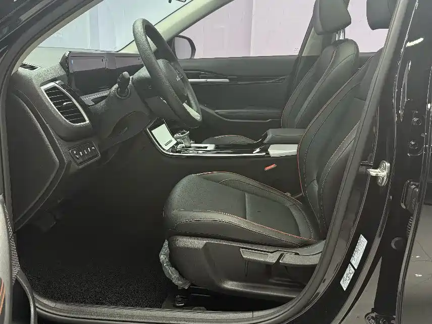 Kia Seltos 2023 1.5L CVT Luxury Edition фото 9