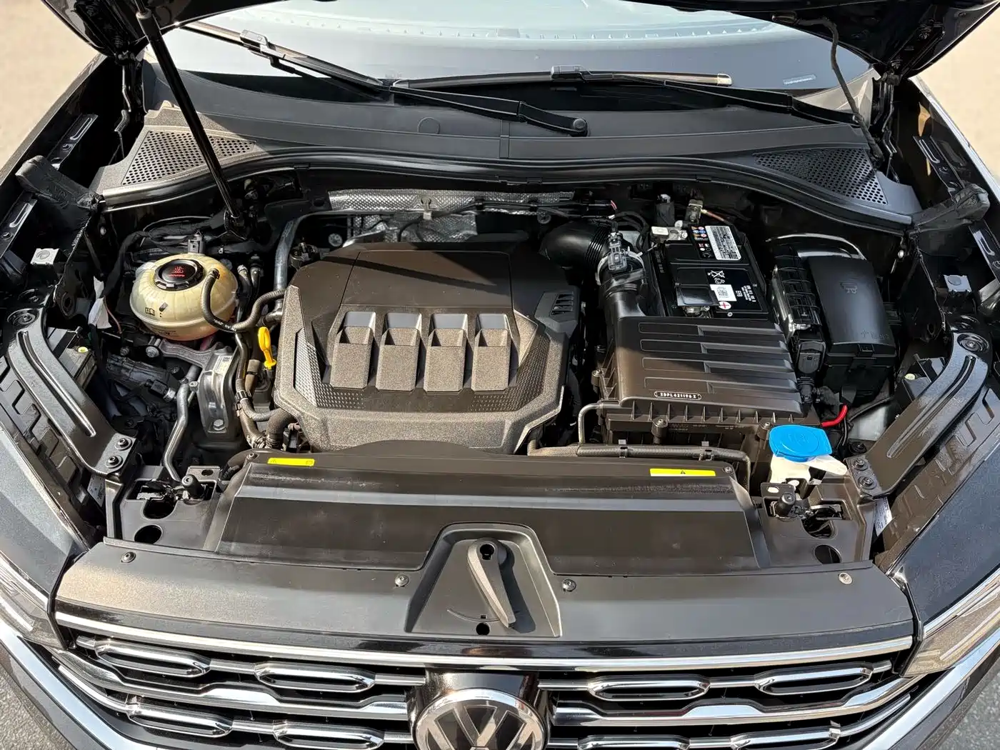 Volkswagen Tayron 2022 330TSI 2WD Luxury Smart Connect Edition фото 20