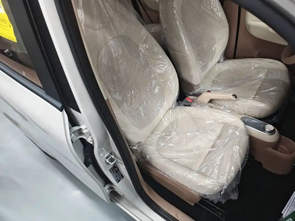 Wuling Motors Hongguang MINIEV 2026 2025 4-Door Advanced