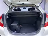 Фото 13 - Honda Fit