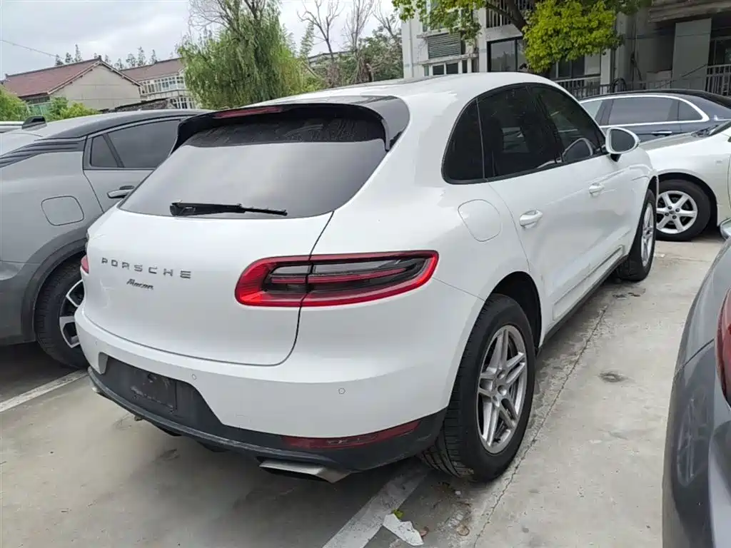 Porsche Macan 2017 Macan 2.0T фото 7