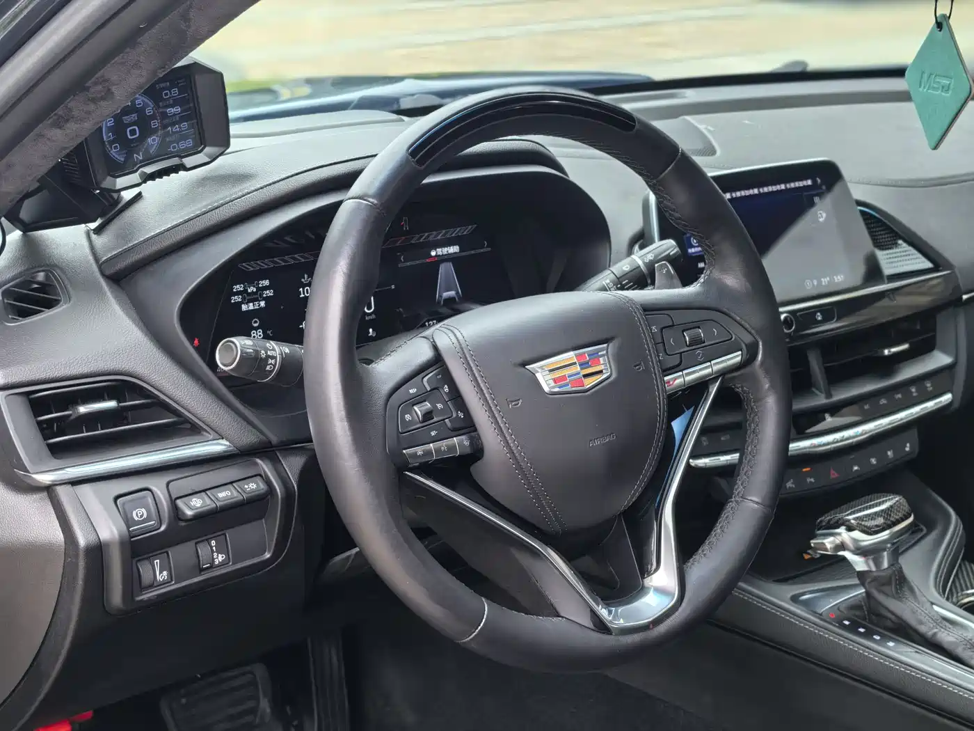 Cadillac CT4 2021 28T Premium Edition фото 8