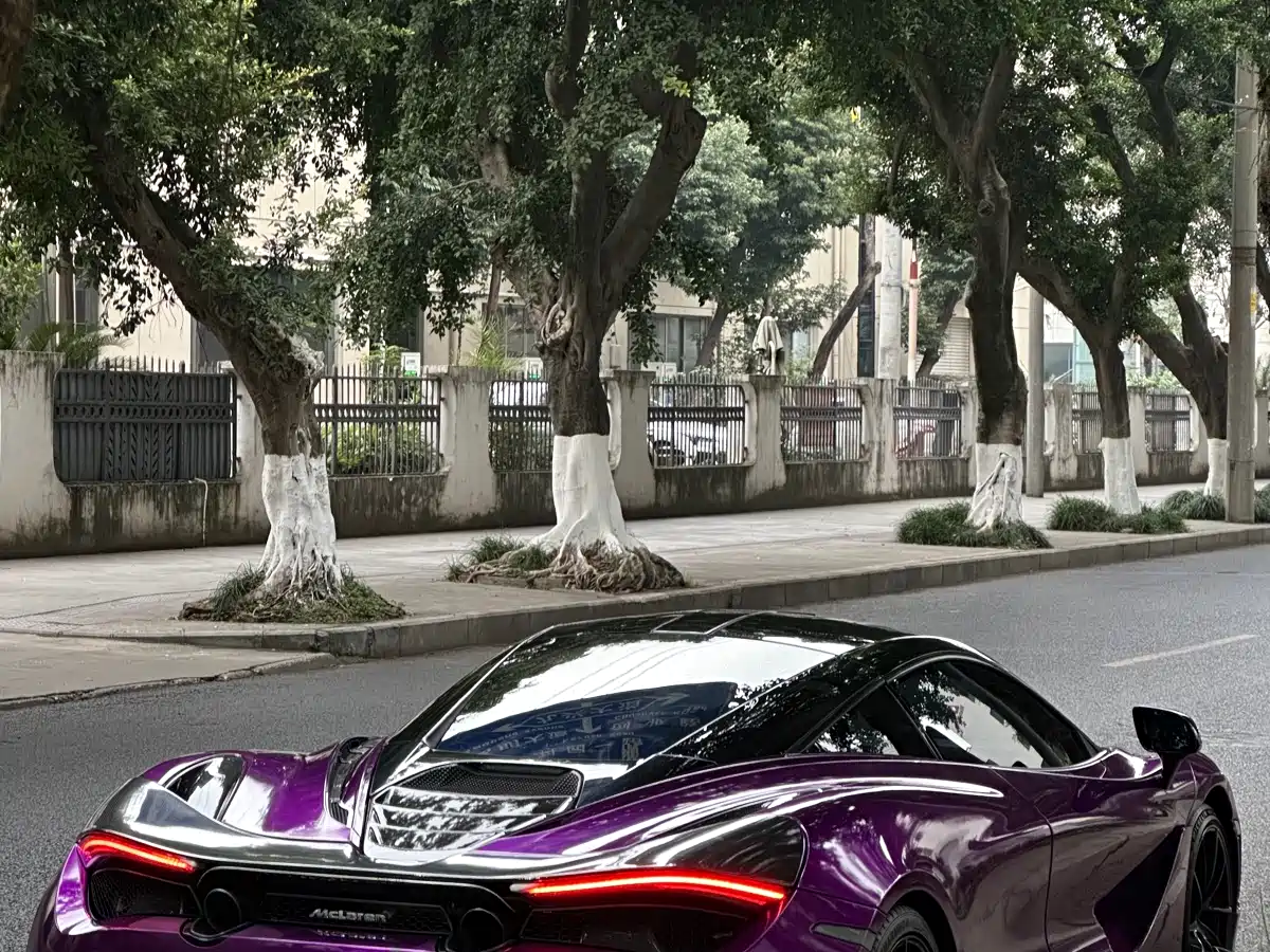 McLaren 720S 2019 4.0T Coupe фото 17