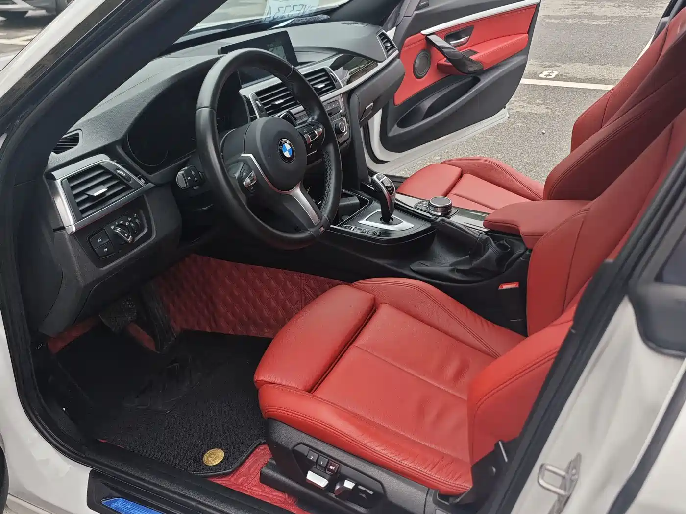  BMW BMW 3 Series GT 2019 330i xDrive M Sport Black Night Edition 9