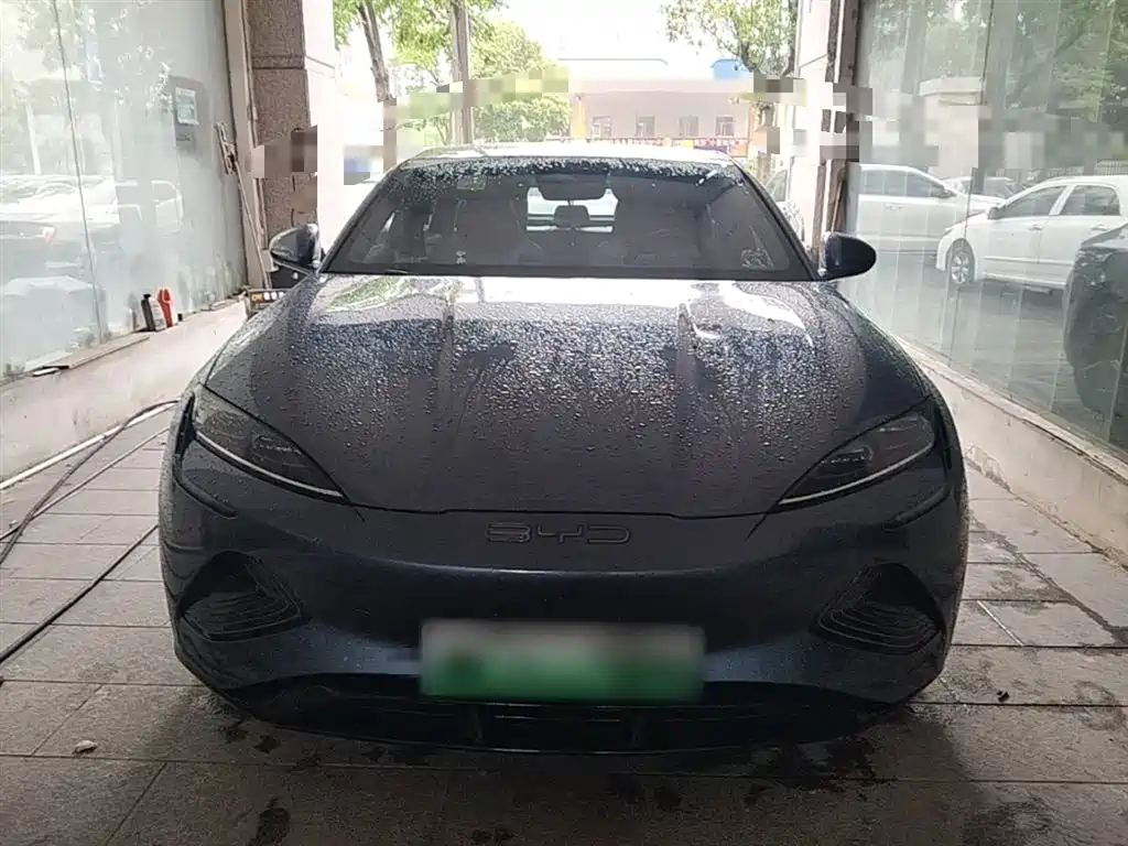 BYD Seal 2022 550km Standard Range RWD Premium фото 3