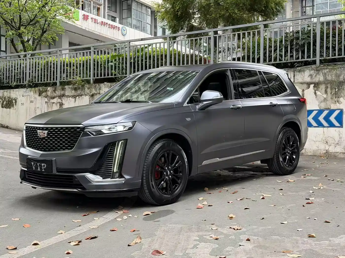 CADILLAC XT6