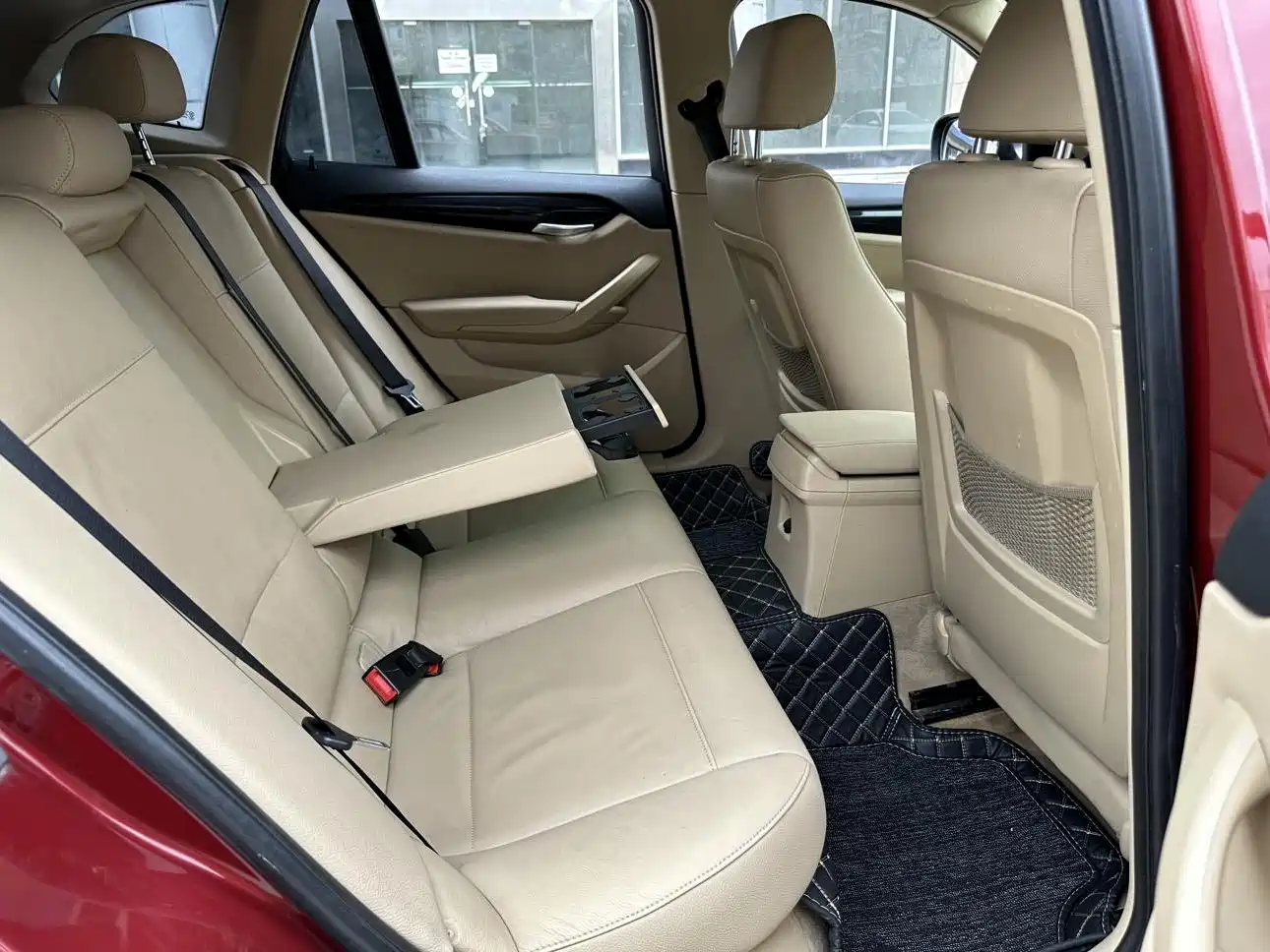 BMW X1 (Import) 2011 2010 xDrive25i