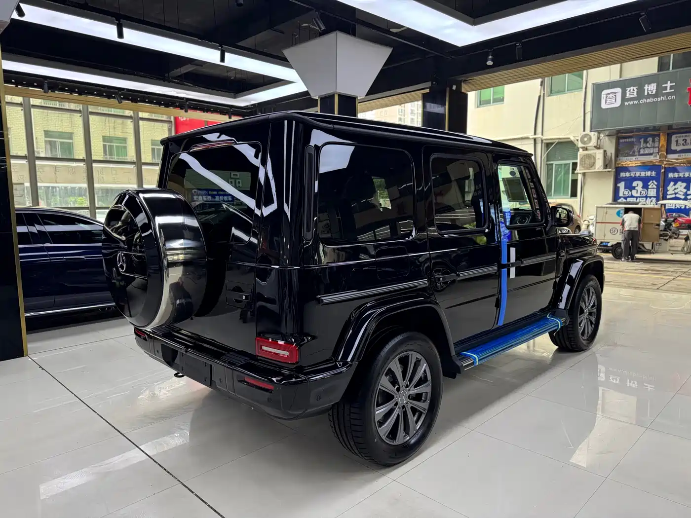 Mercedes-Benz G-Class 2025 G 500 фото 13