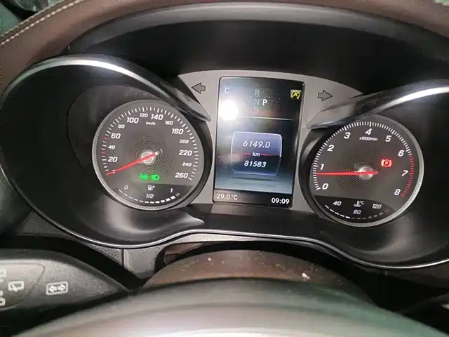 Mercedes-Benz GLC 2019 GLC 260 L 4MATIC Dynamic — фото 4