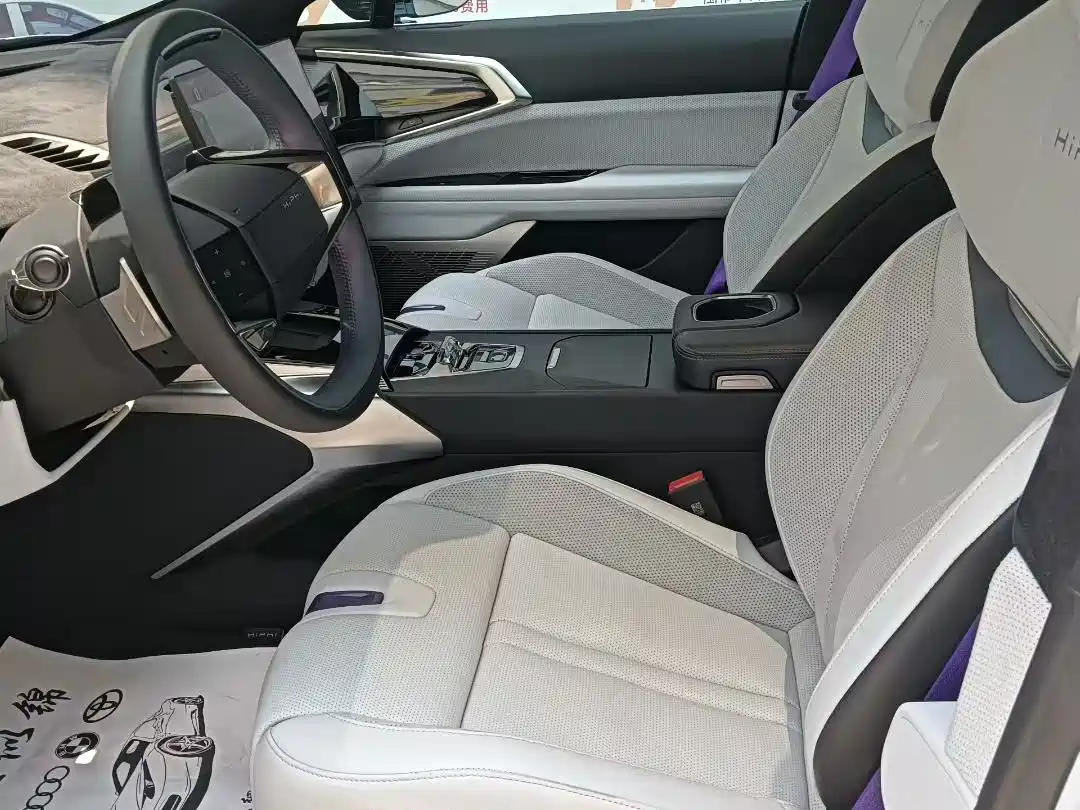 HiPhi Z 2022 2023 Model Urban Edition (4-Seater)