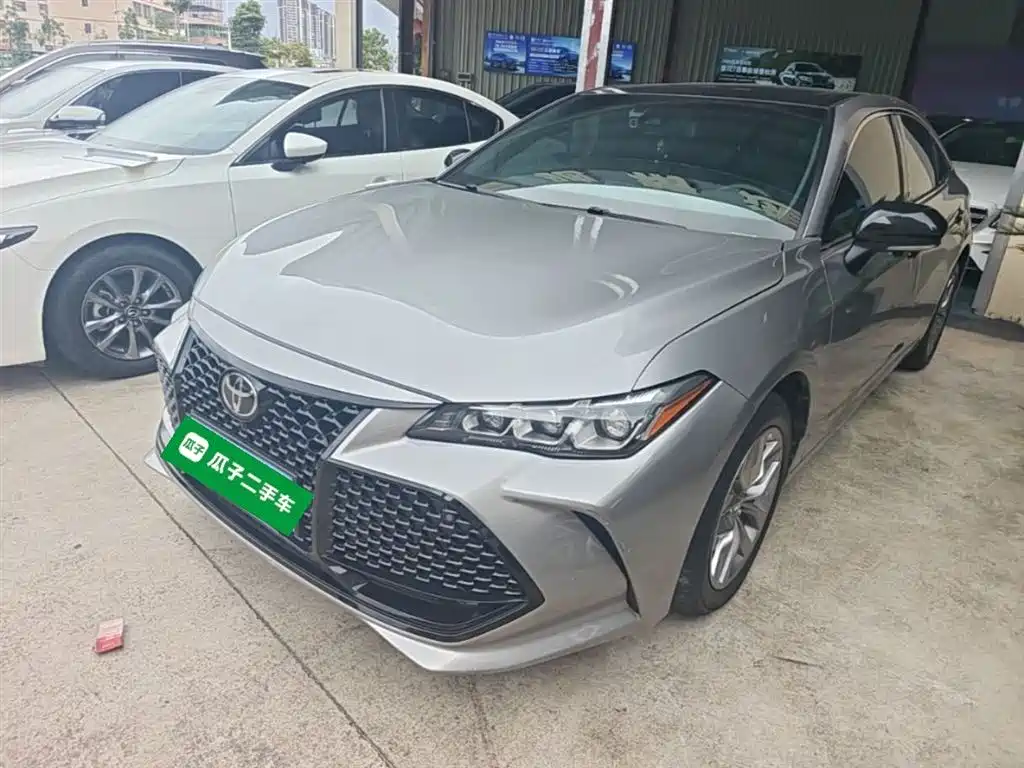 Toyota Avalon 2019 2.0L Luxury Edition (China VI) фото 2