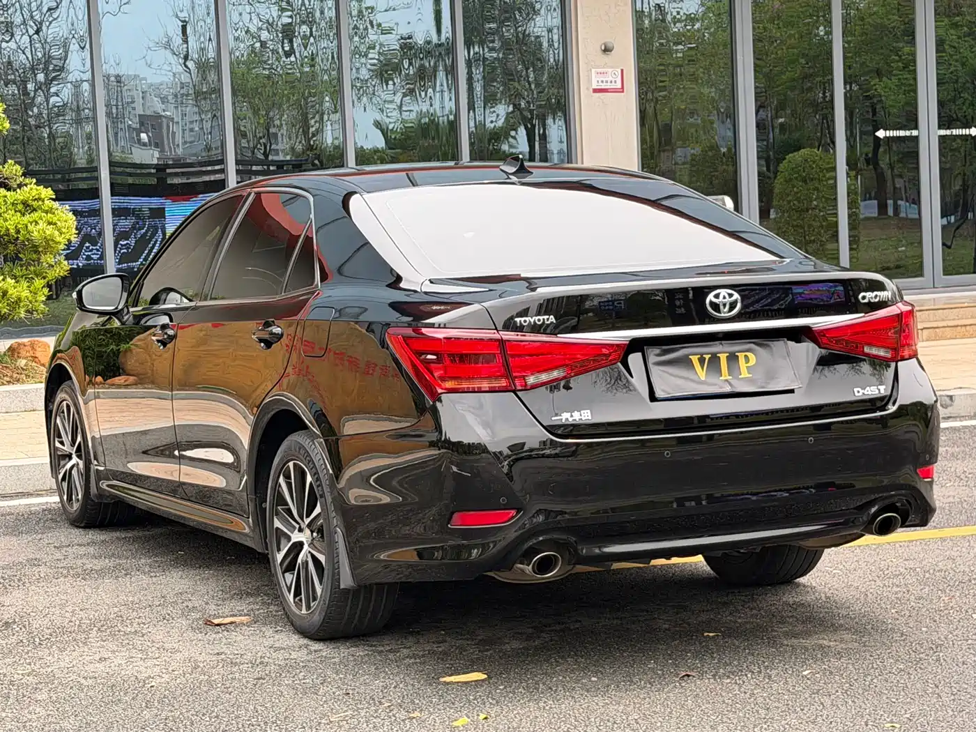 Toyota Crown 2018 2.0T Fashion Edition фото 8