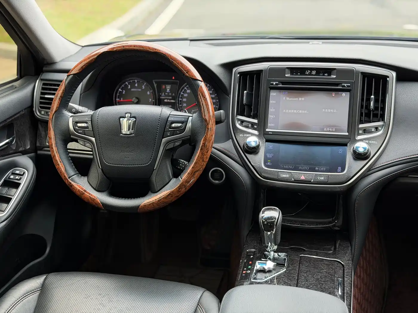 Toyota Crown 2018 2.0T Fashion Edition фото 16